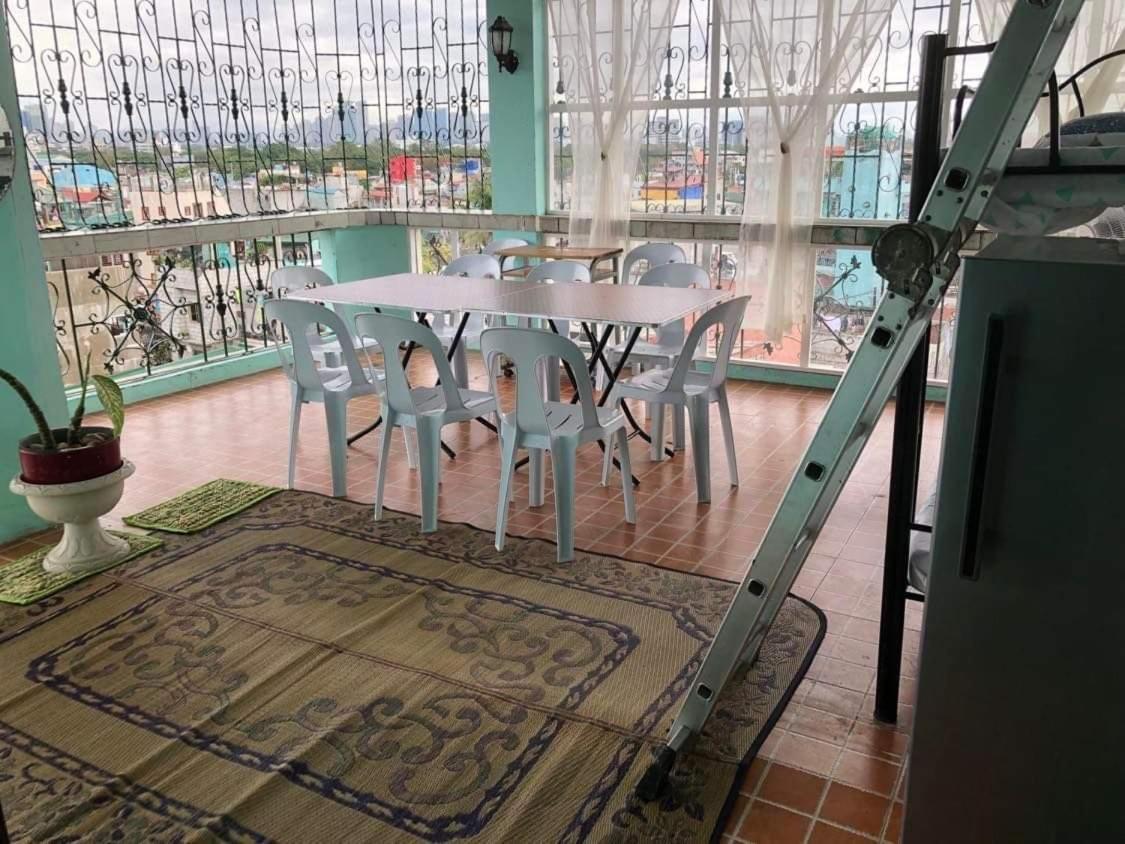 Apartament The Mansion - Backpackers Near Airport Manila Zewnętrze zdjęcie